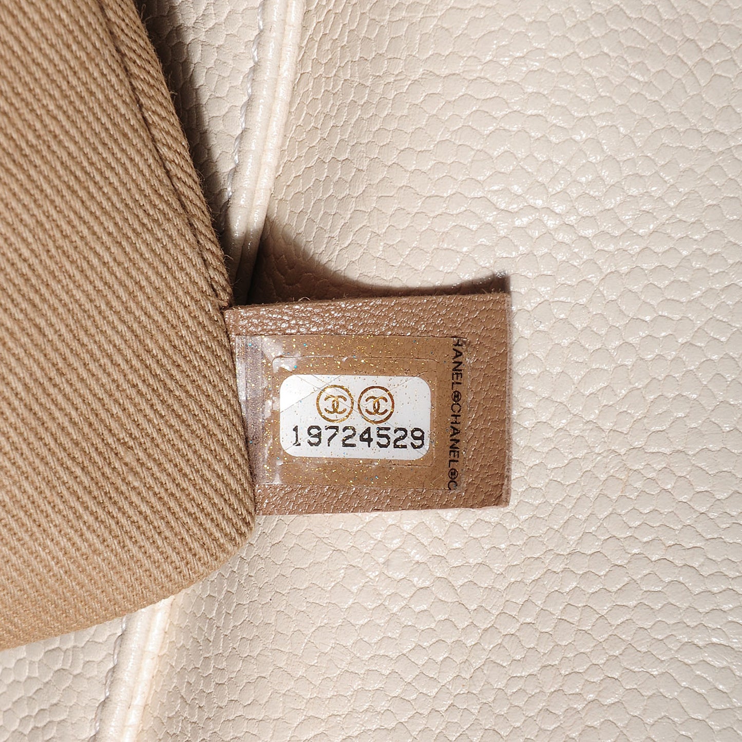 Crumpled Grained Calfskin Coco Pleats Messenger Flap Ivory