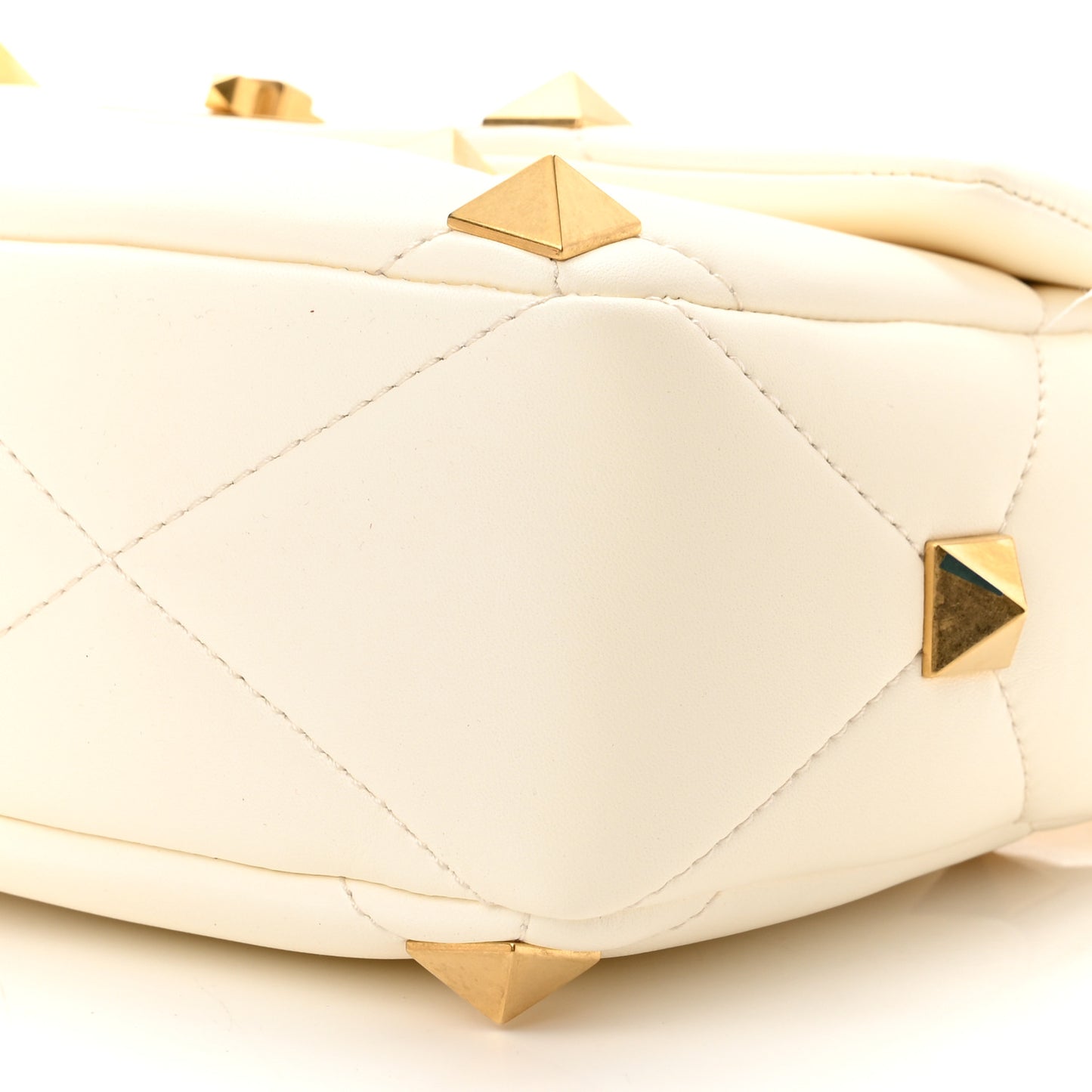 Nappa Large Roman Stud Shoulder Bag Ivory