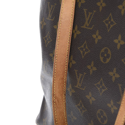 Louis Vuitton Monogram Cabas Mezzo 12 of 15