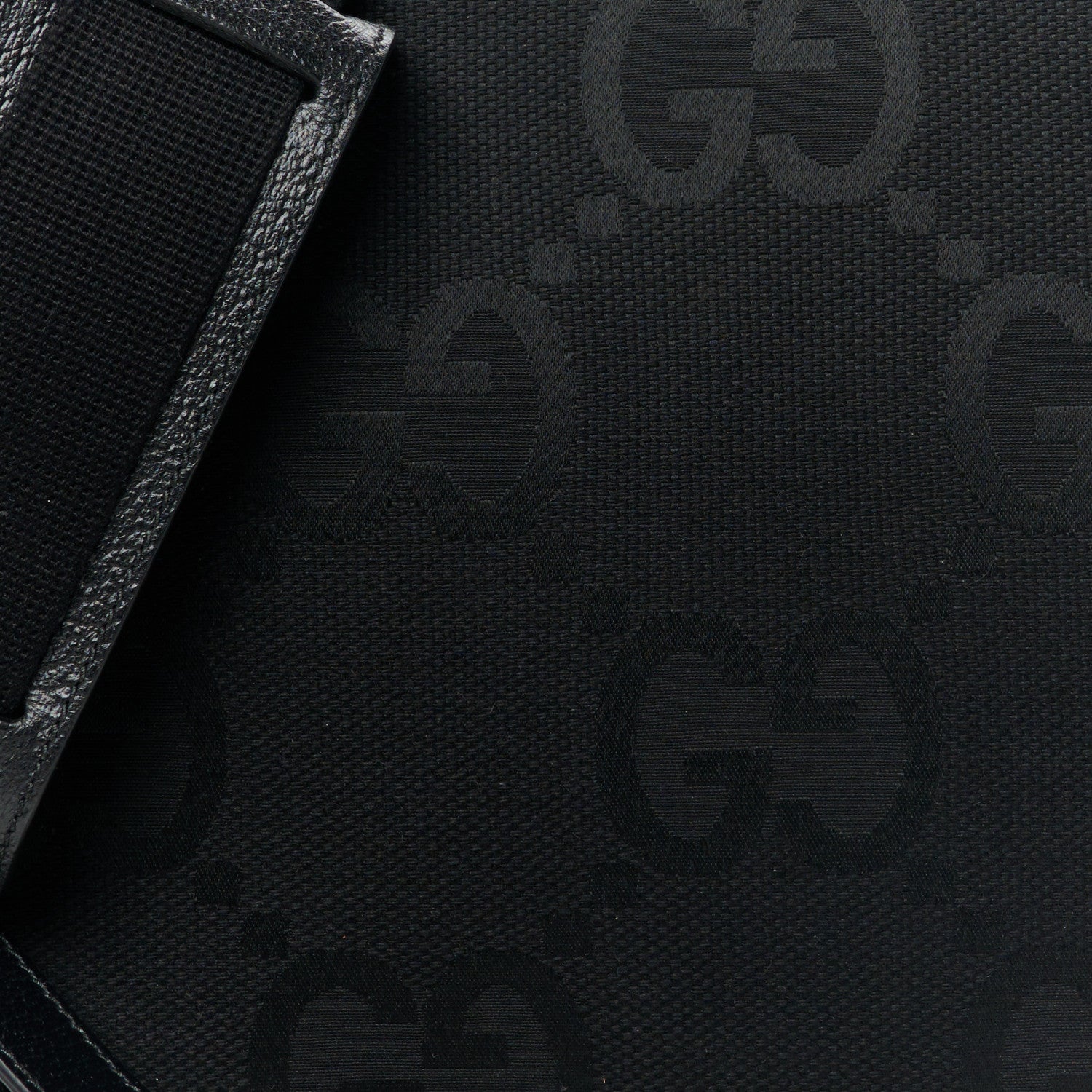 Gucci Monogram Jumbo GG Textured Dollar Calfskin Wristlet Messenger Bag Black 9 of 11