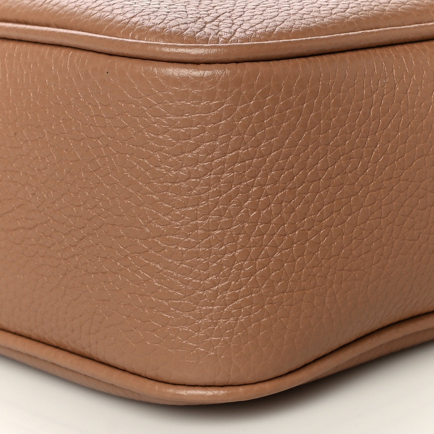 Gucci Pebbled Calfskin Small Soho Disco Bag Camelia 11 of 11