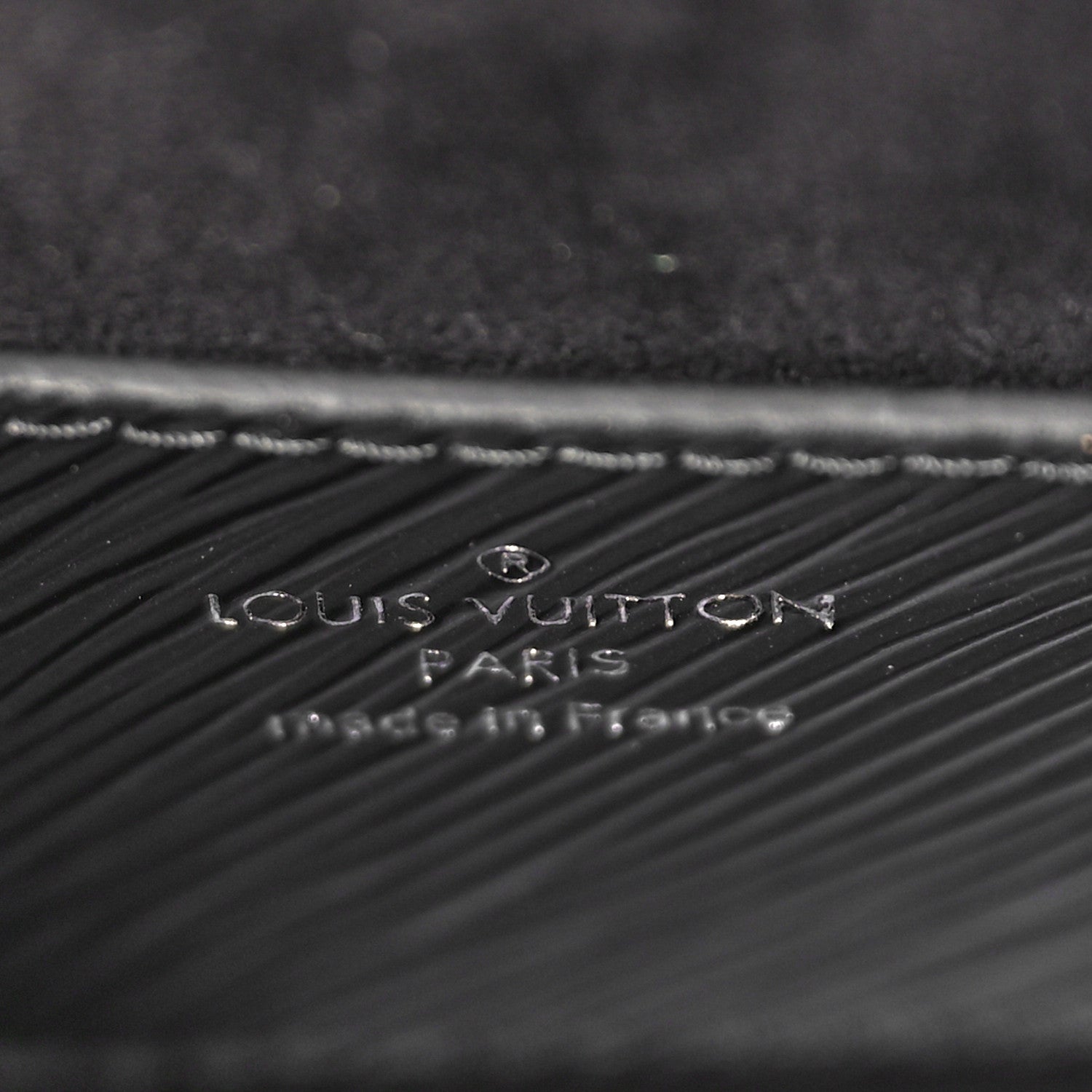 Louis Vuitton Epi Twist Shoulder Bag MM Black 7 of 9