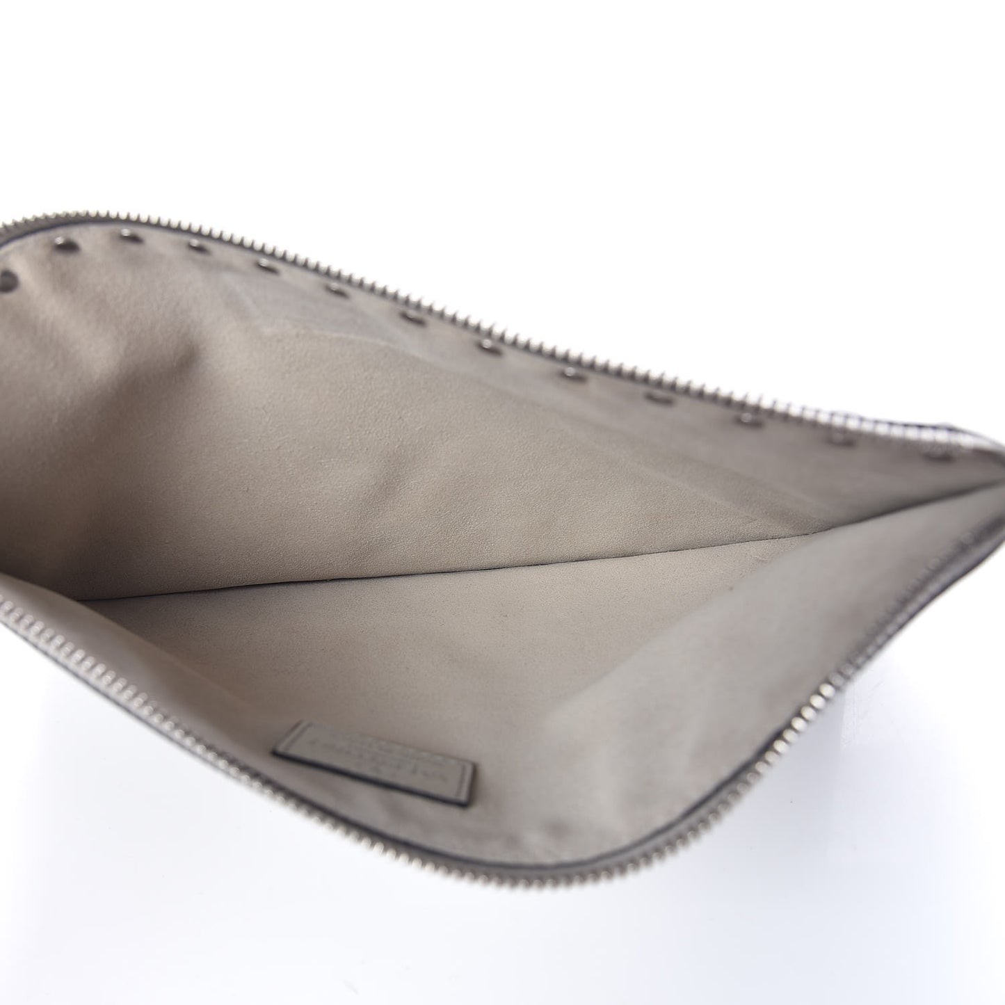 Metallic Pebbled Calfskin Large Rockstud Zip Pouch Silver