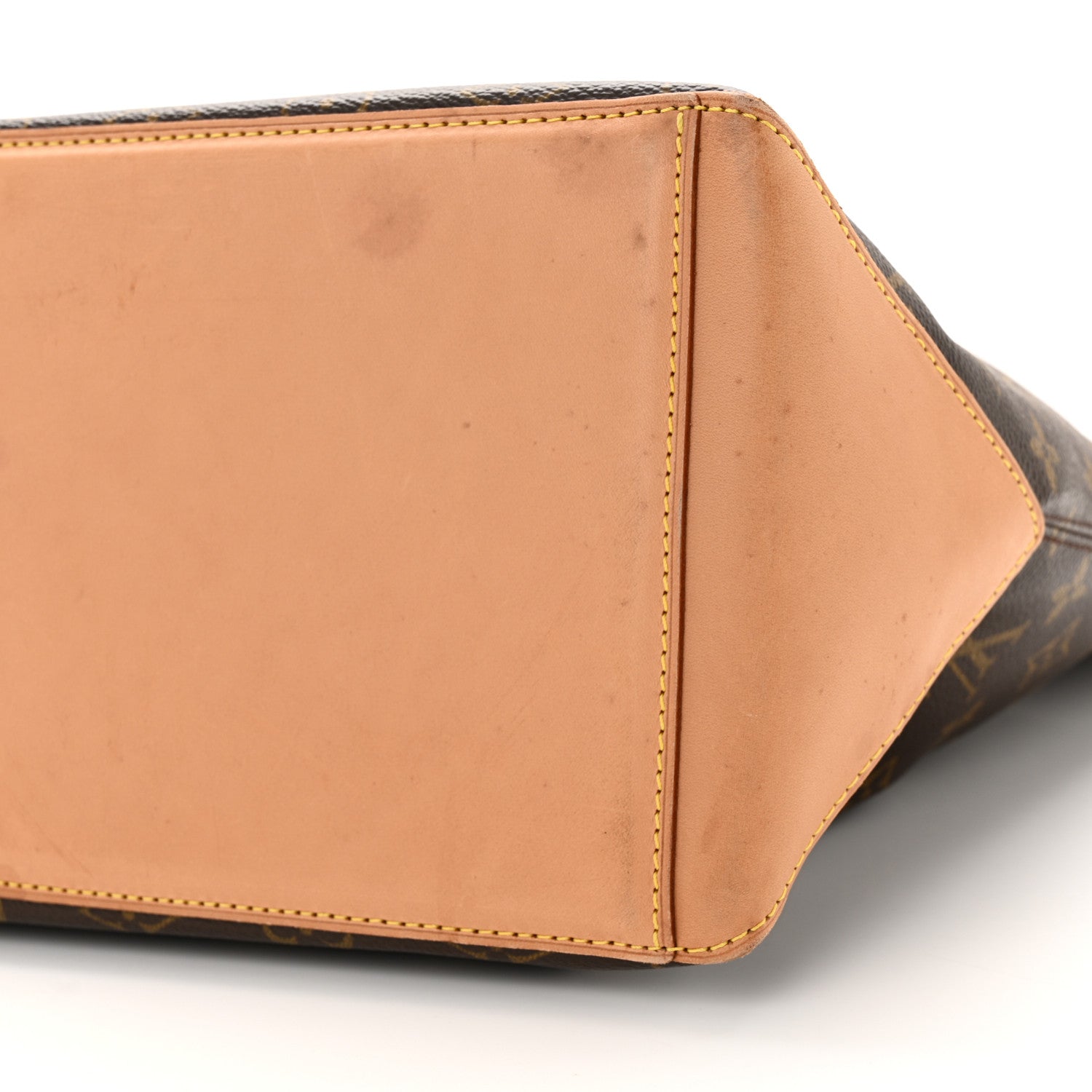 Louis Vuitton Monogram Cabas Mezzo 9 of 15