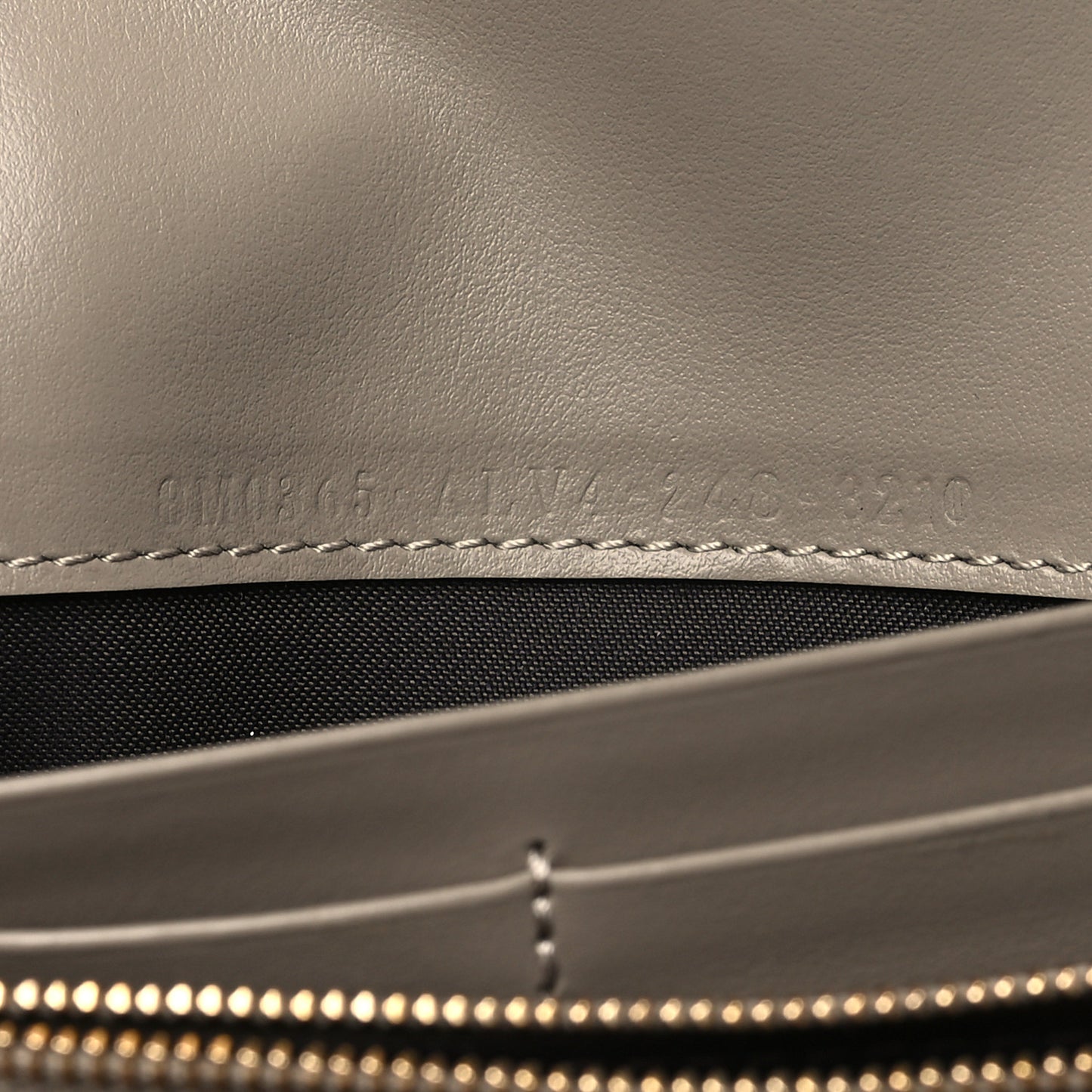 Vitello King Cruise FF Diamonds Continental Envelope Wallet On Chain Truffle Dove