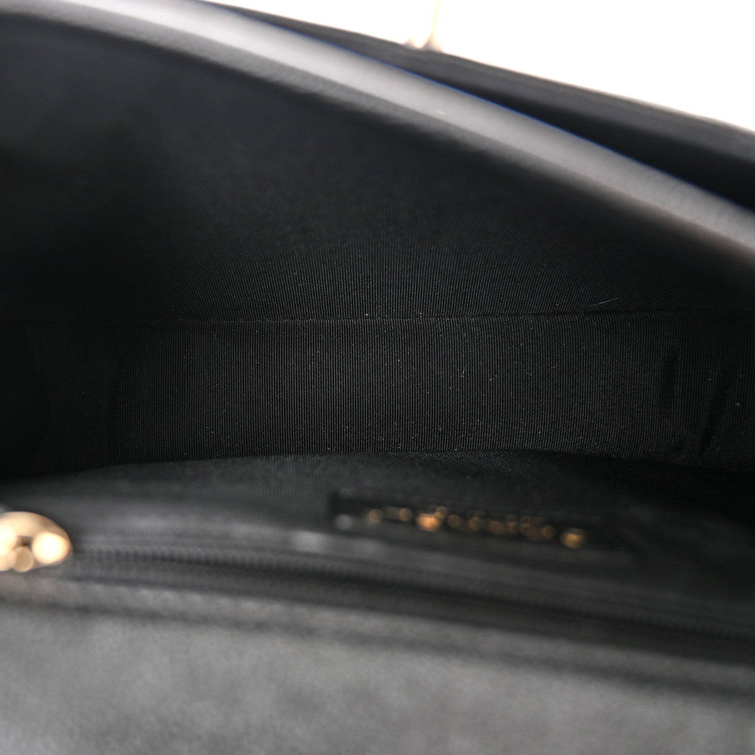Chanel Caviar Quilted Round Messenger Flap Black 5 of 11