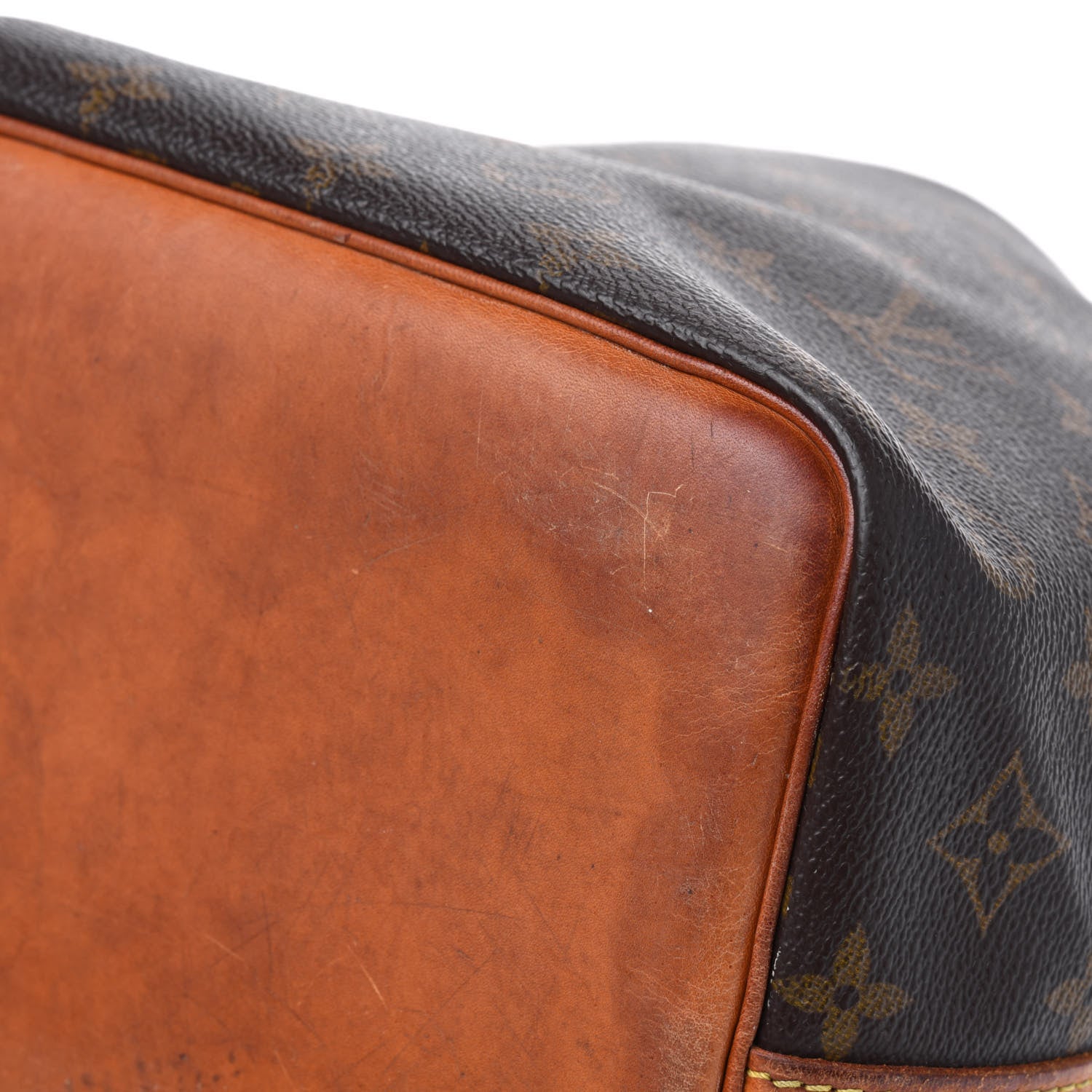 Louis Vuitton Monogram Petit Noe 17 of 37