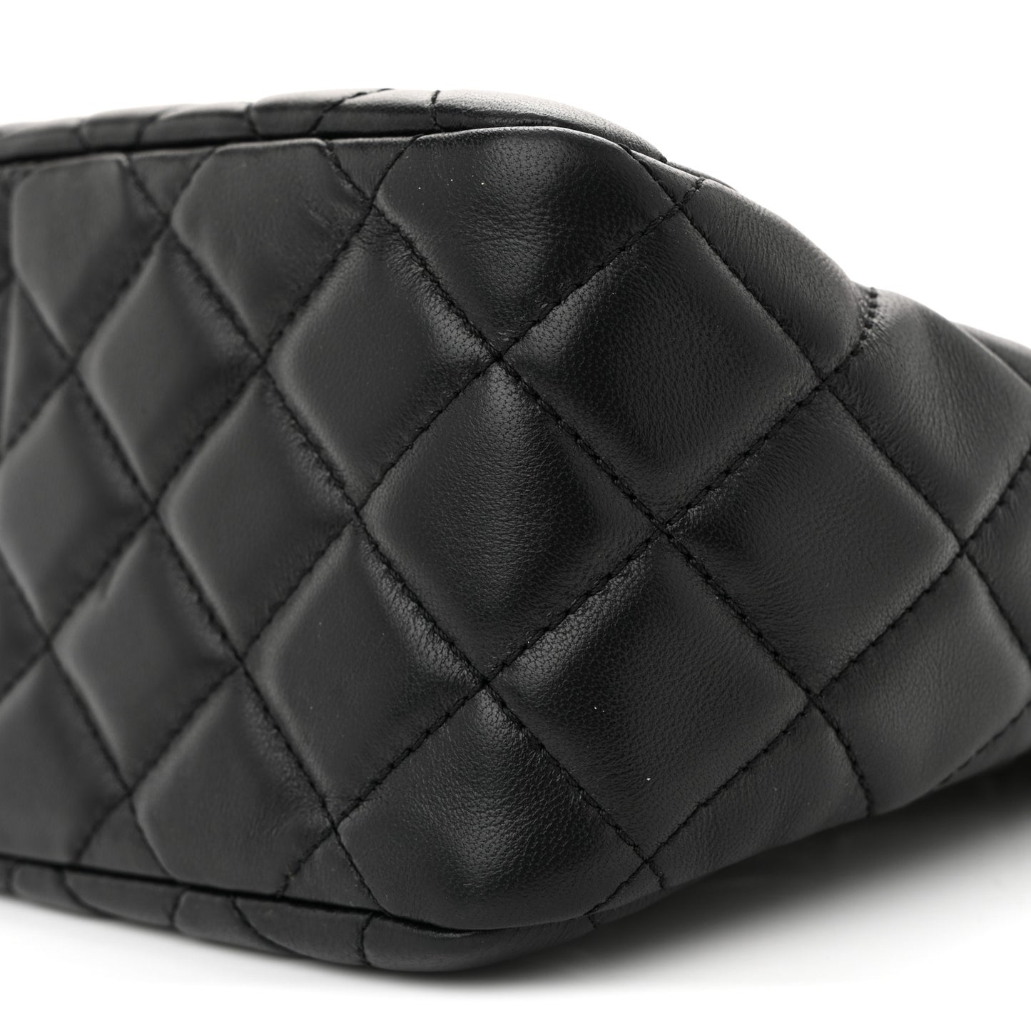 Lambskin Quilted Small Pearl Crush Hobo Black