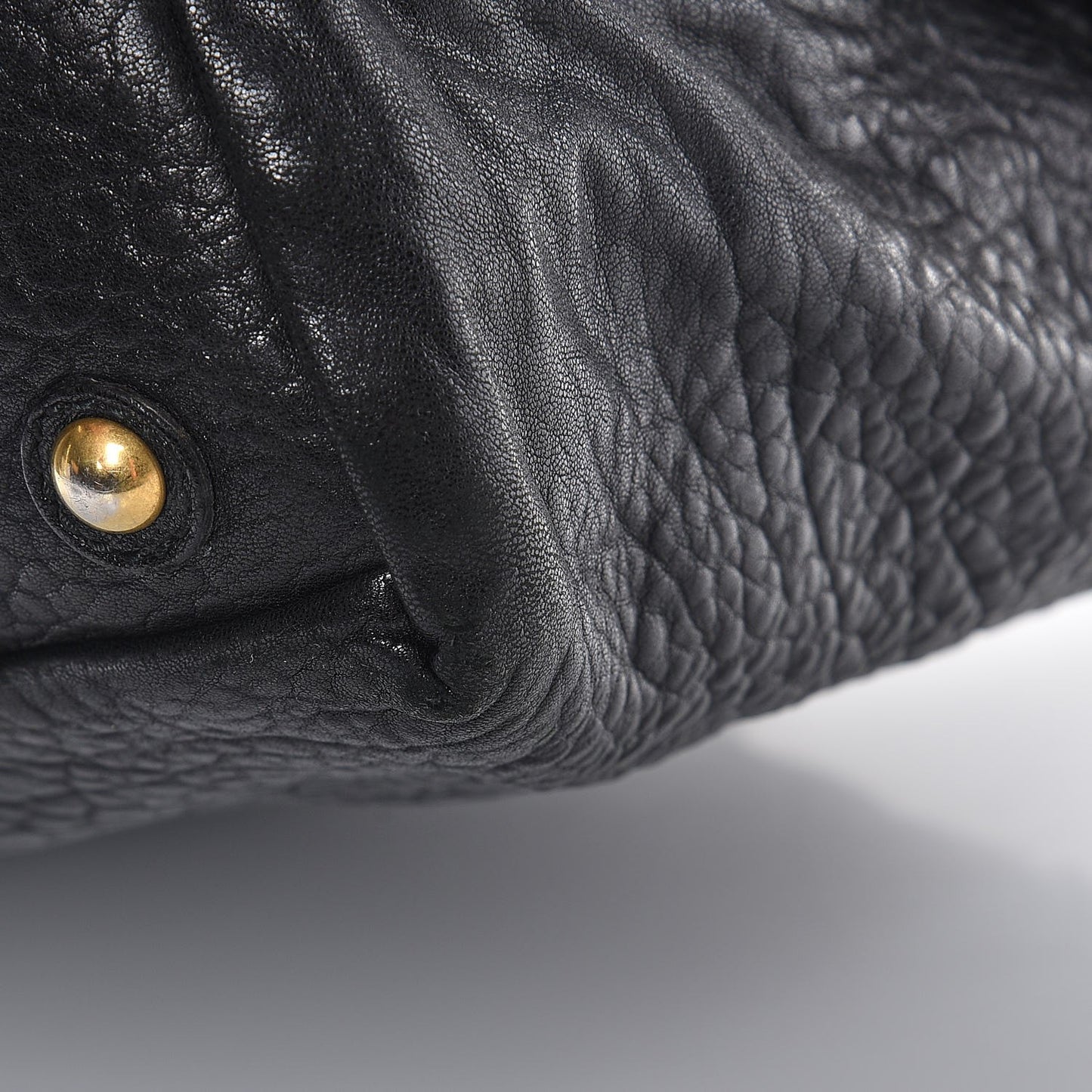 Pebbled Lambskin Medium Easy Sac Black