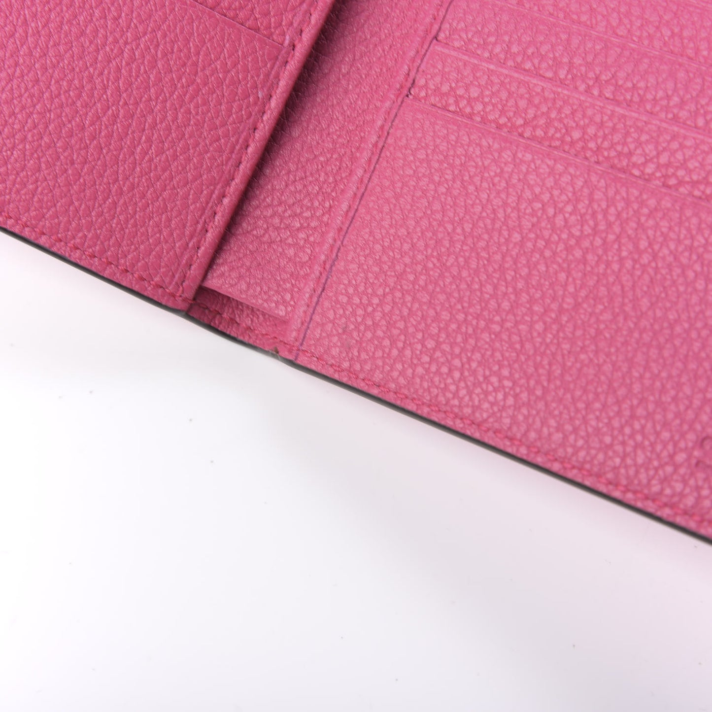 Grained Calfskin Logo Bi-Fold Wallet Box Pink Green