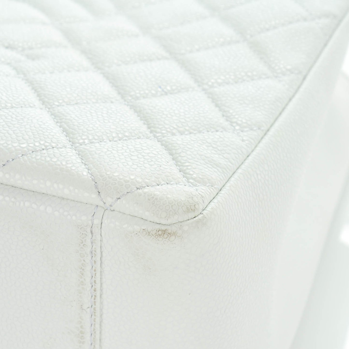 Caviar Quilted Grand Shopping Tote GST White