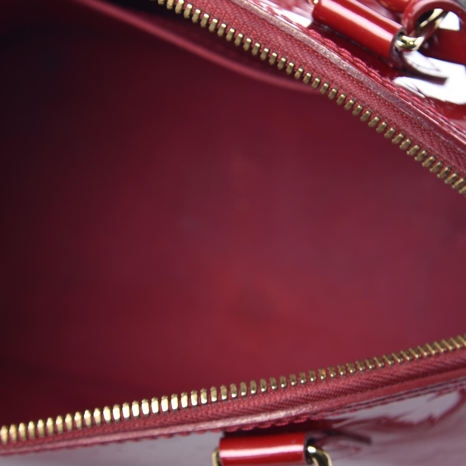 Louis Vuitton Vernis Alma BB Pomme D'Amour 8 of 11