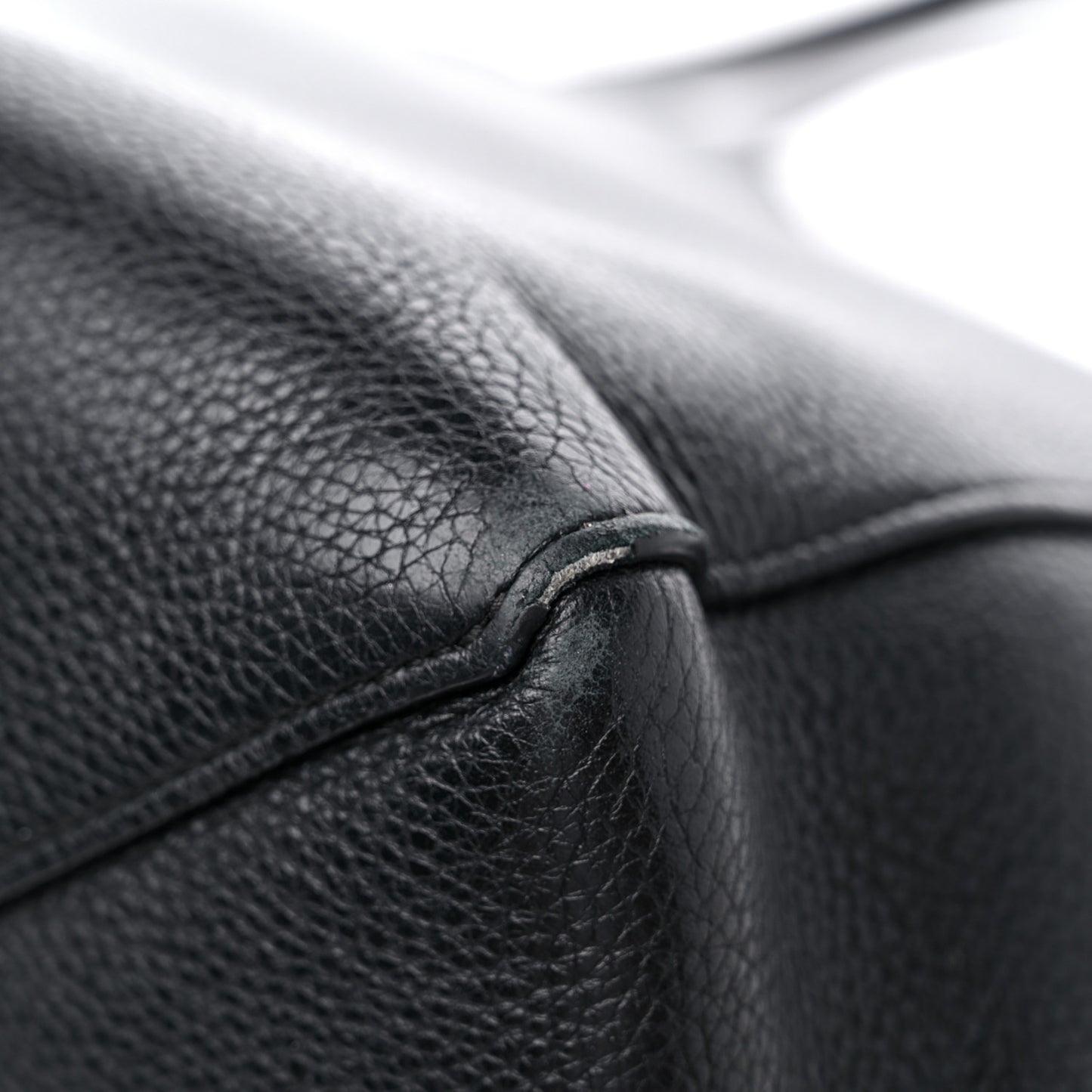 Soft Grained Calfskin Small Belt Cabas Phantom Black