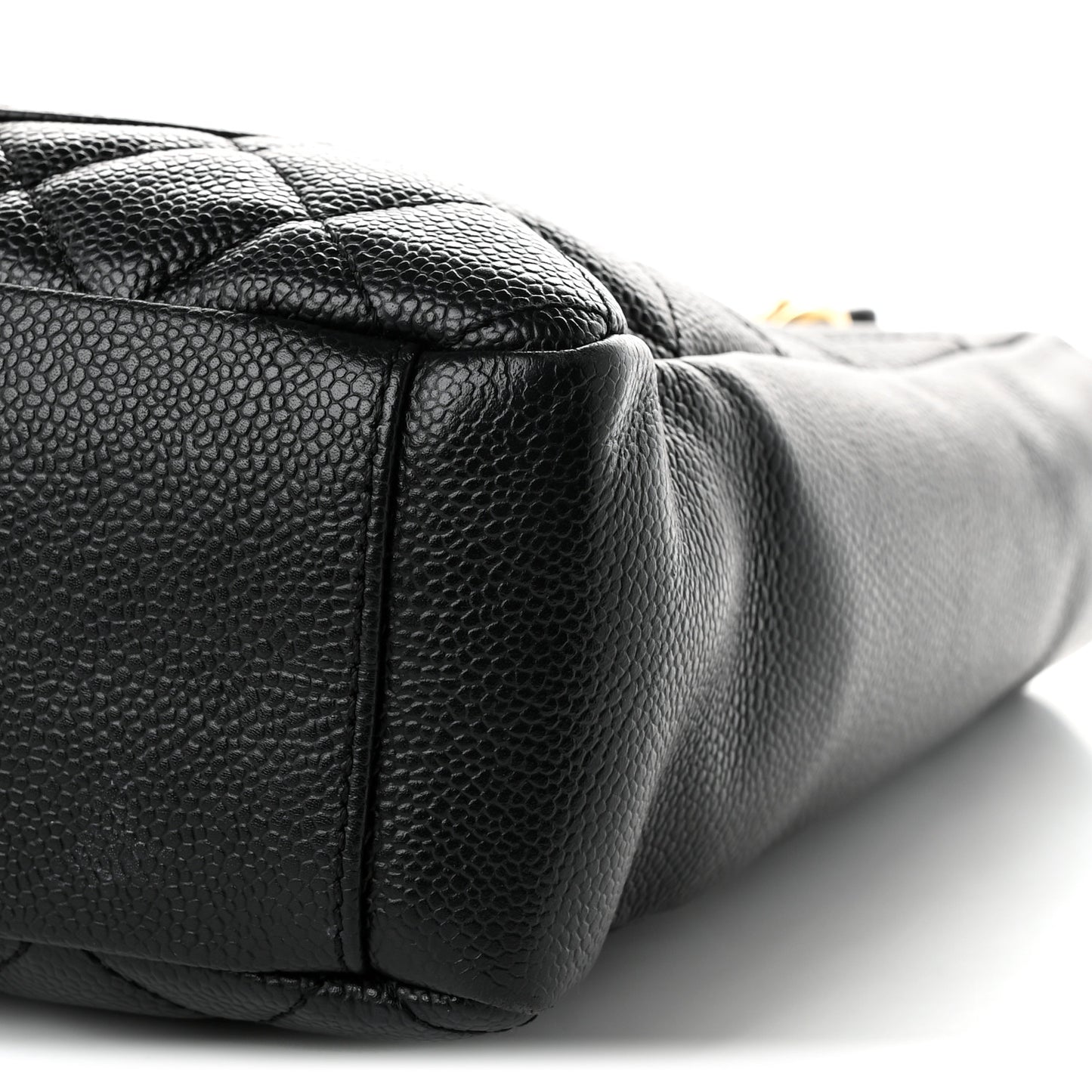 Caviar Quilted Petit Shopping Tote PST Black