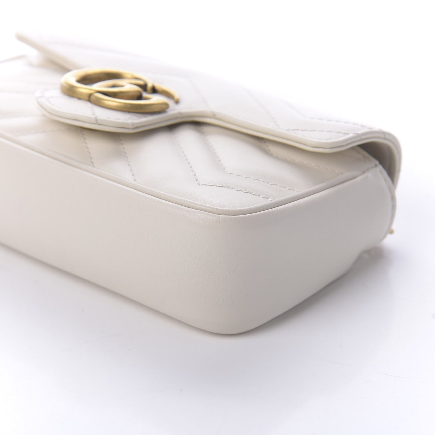 Calfskin Matelasse Super Mini GG Marmont Shoulder Bag White