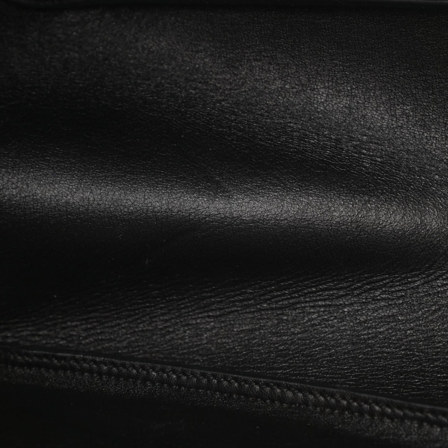 Vitello Daino Soft Large Dynamique Tote Black