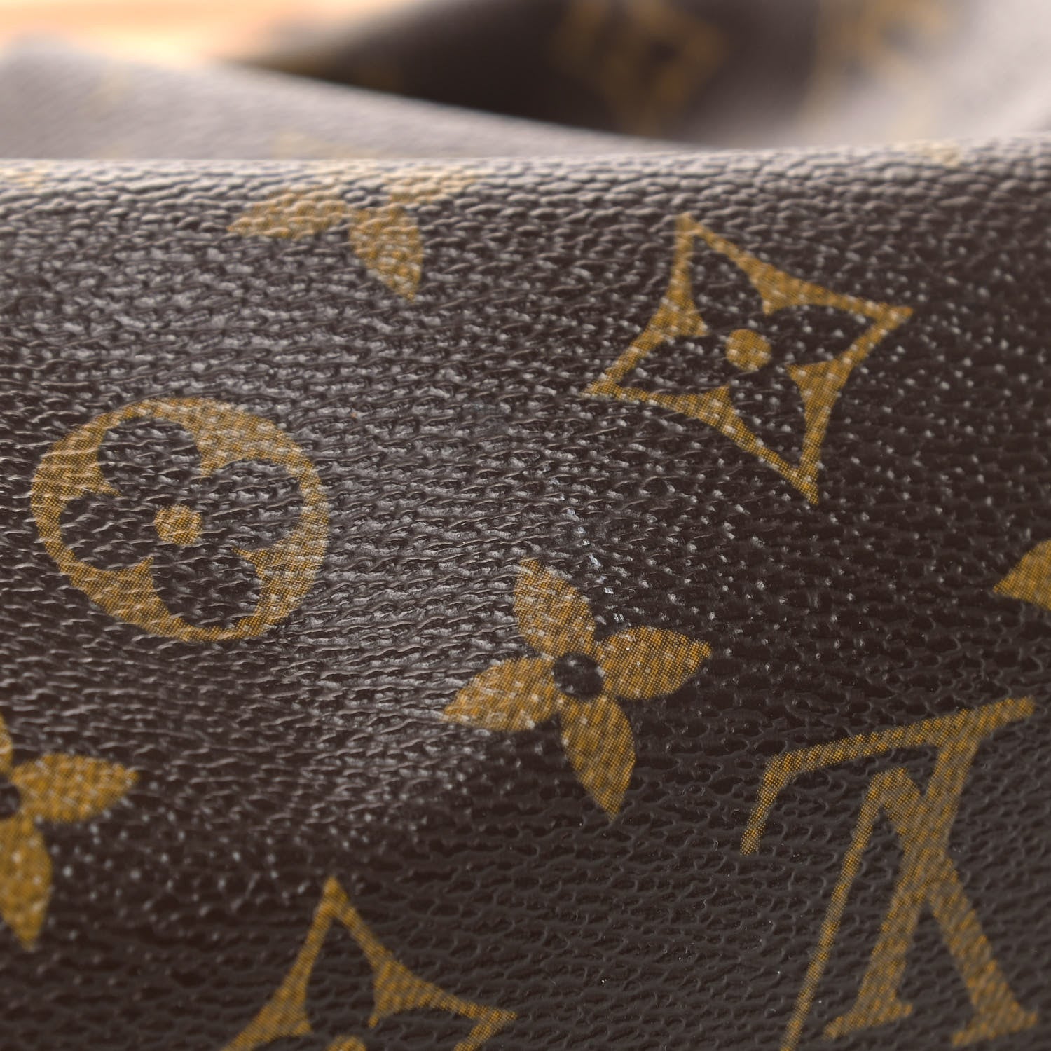 Louis Vuitton Monogram Tivoli GM 8 of 8
