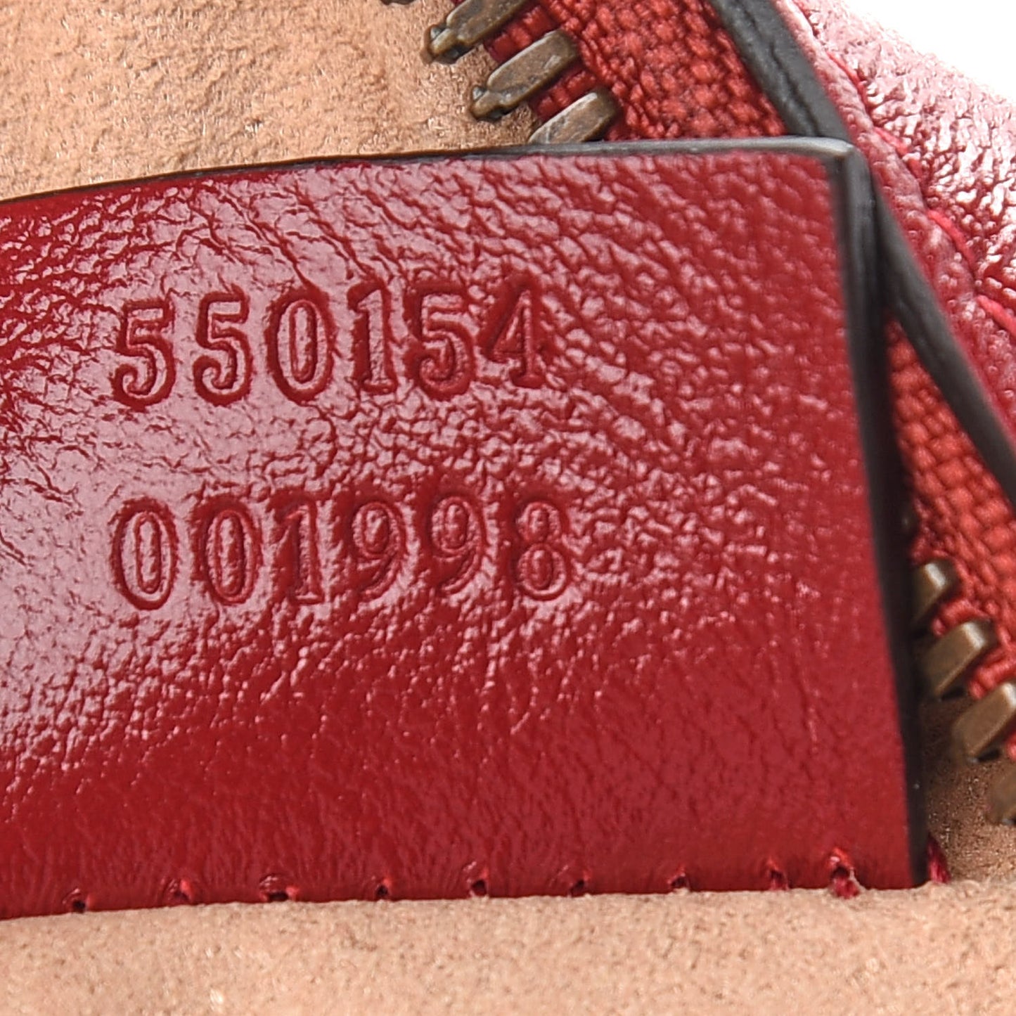 Glazed Calfskin Matelasse Heart Mini GG Marmont Round Shoulder Bag Romantic Cerise