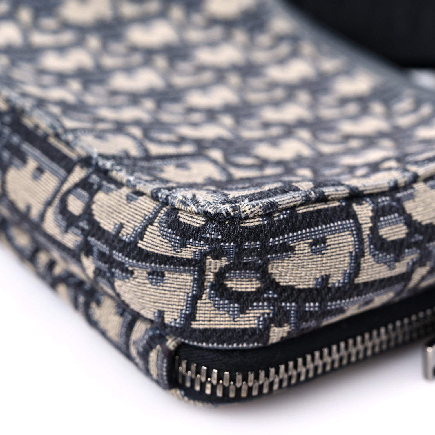 Christian Dior Oblique Pouch Navy Blue 11 of 17