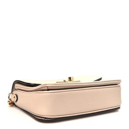 Louis Vuitton Grained Calfskin Lockme Oxford Greige 4 of 10