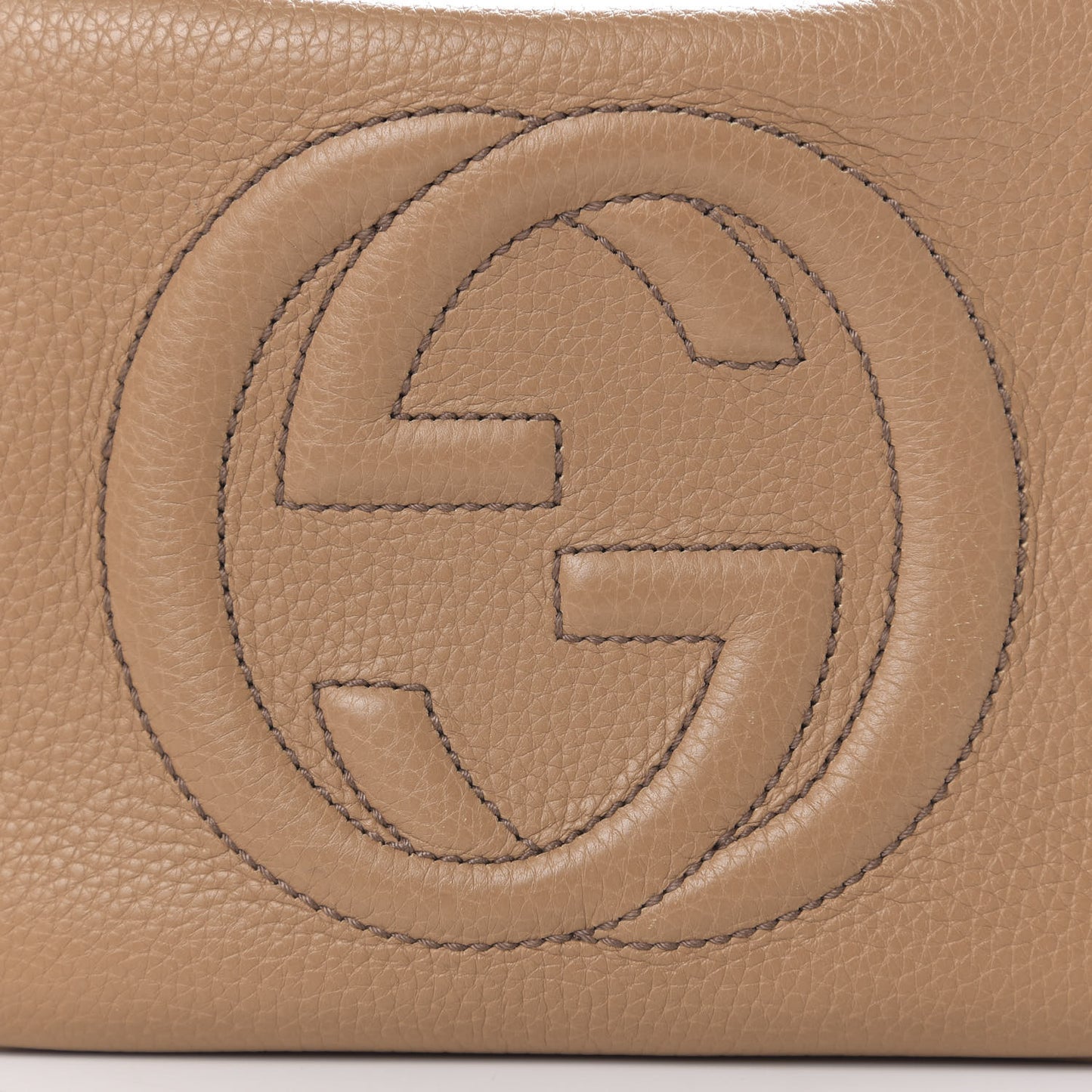 Pebbled Calfskin Small Soho Disco Bag Camelia