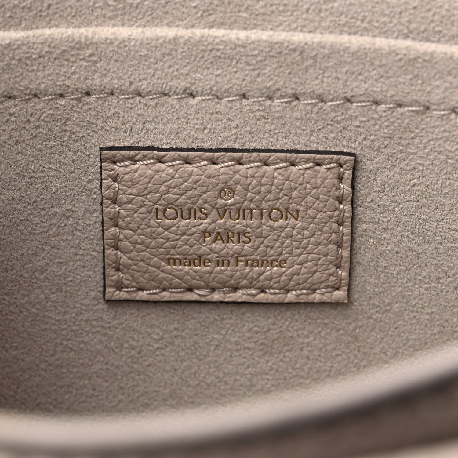 Louis Vuitton Grained Calfskin Lockme Tender Greige 6 of 8