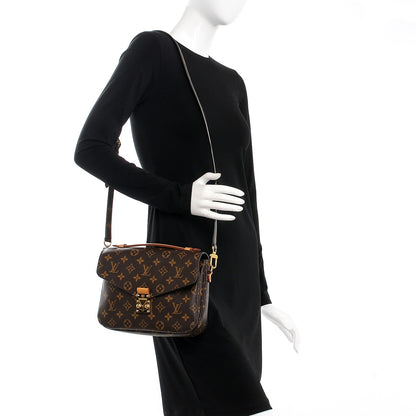Louis Vuitton Monogram Pochette Metis 2 of 7