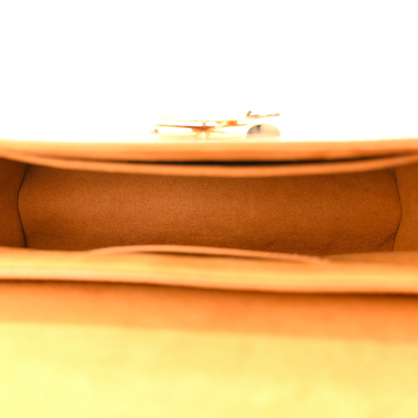 Epi Twist Shoulder Bag MM Gold Miel