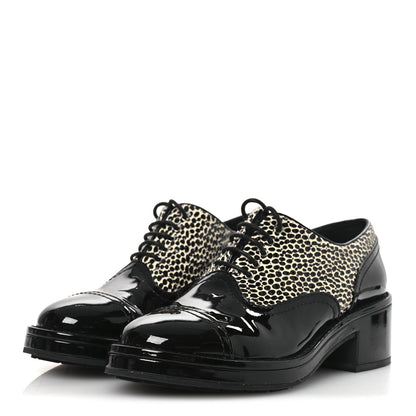 Chanel Patent CC Lace Up Oxfords 38.5 Black White 4 of 12