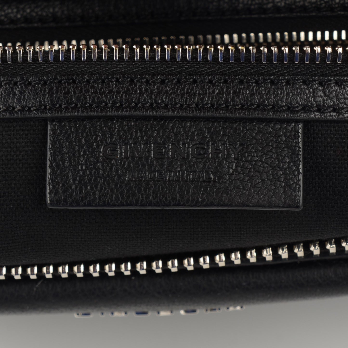 Sugar Goatskin Small Antigona Black