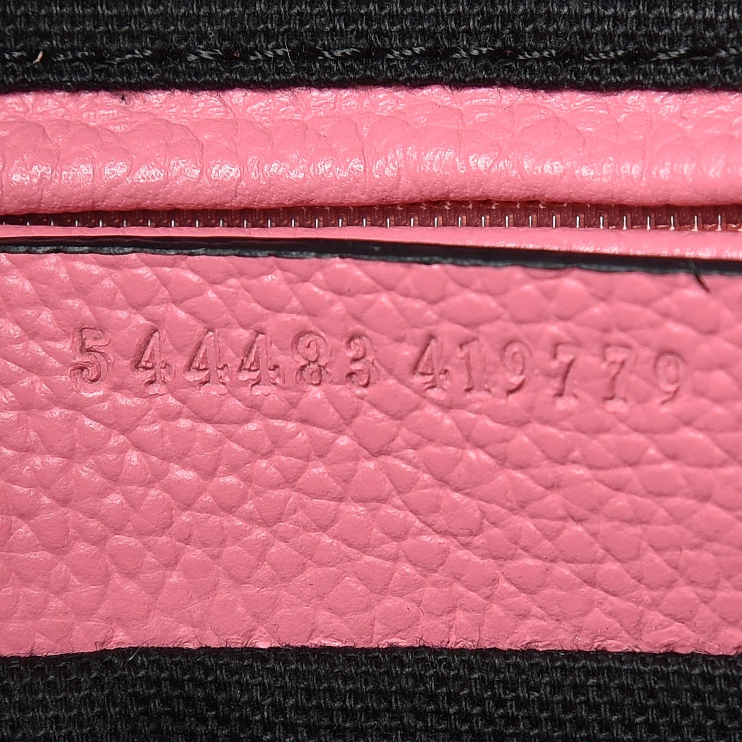 Pebbled Calfskin Large Skull Padlock Zip Around Tote Pink