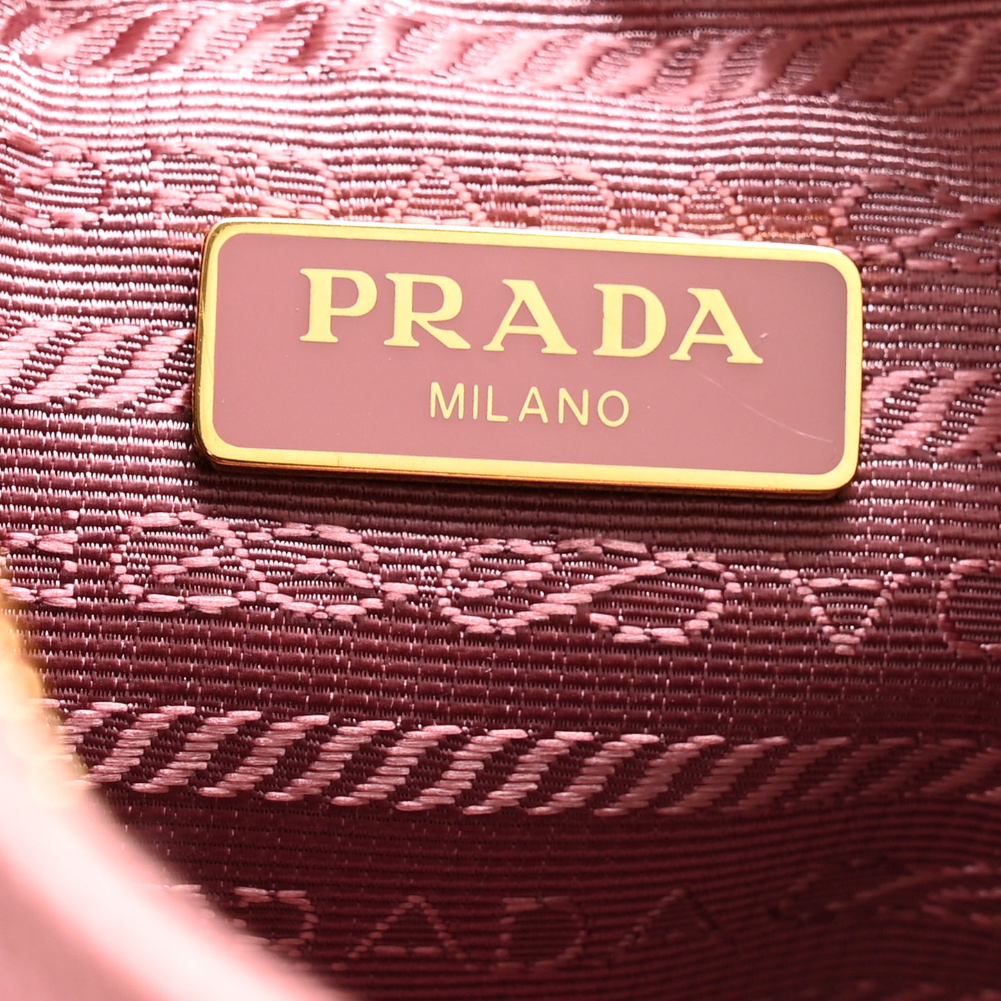 Saffiano Lux Re-Edition 2005 Shoulder Bag Petalo