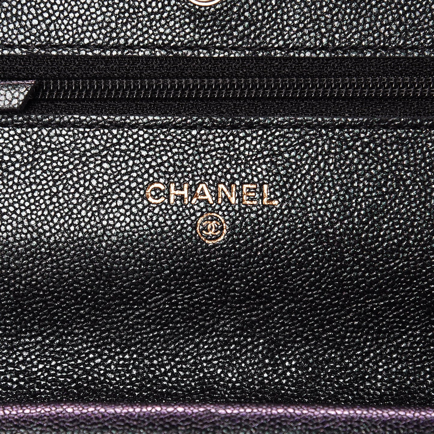 Iridescent Caviar Quilted Wallet On Chain WOC Black