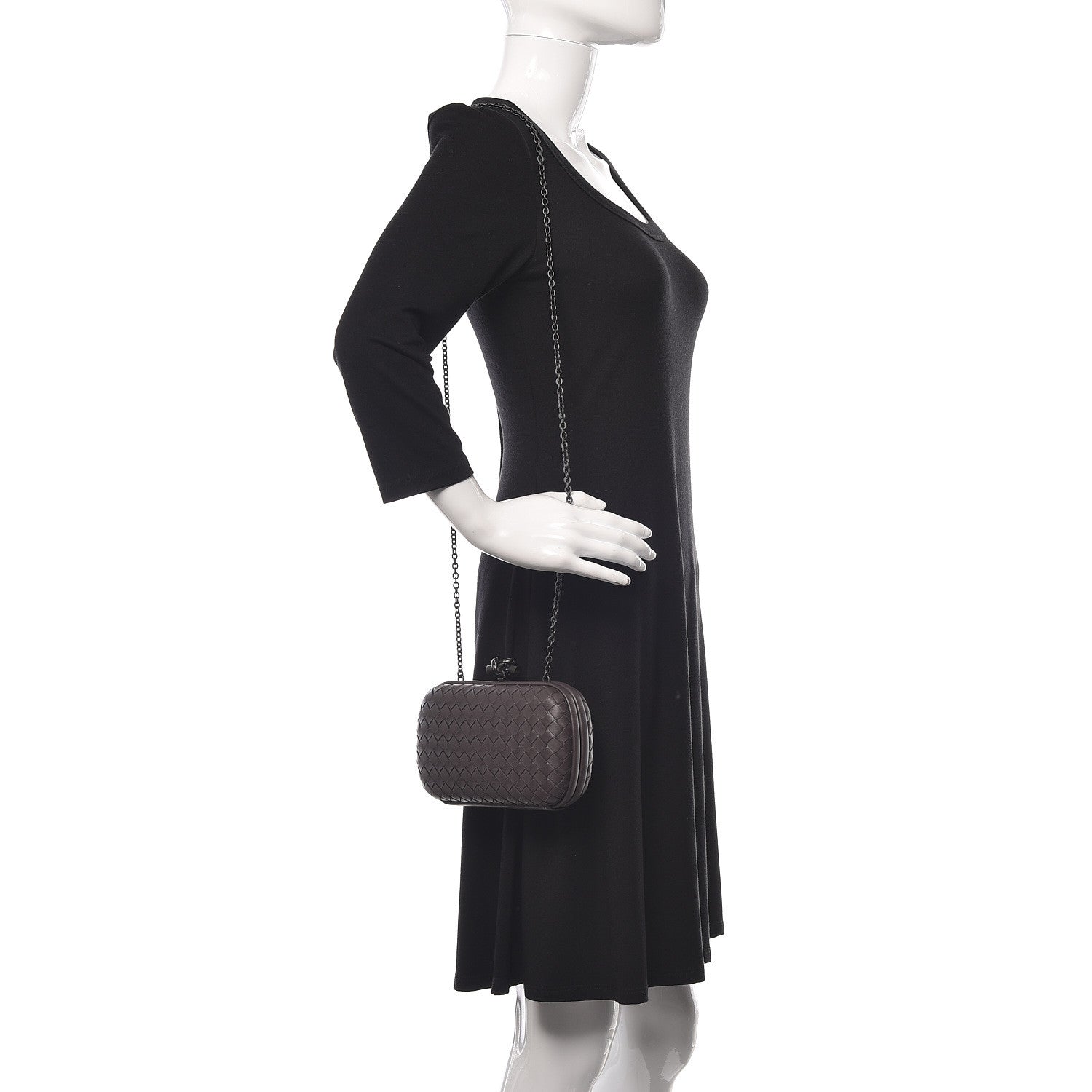 Bottega Veneta Nappa Intrecciato Chain Knot Clutch Quetsche 2 of 10