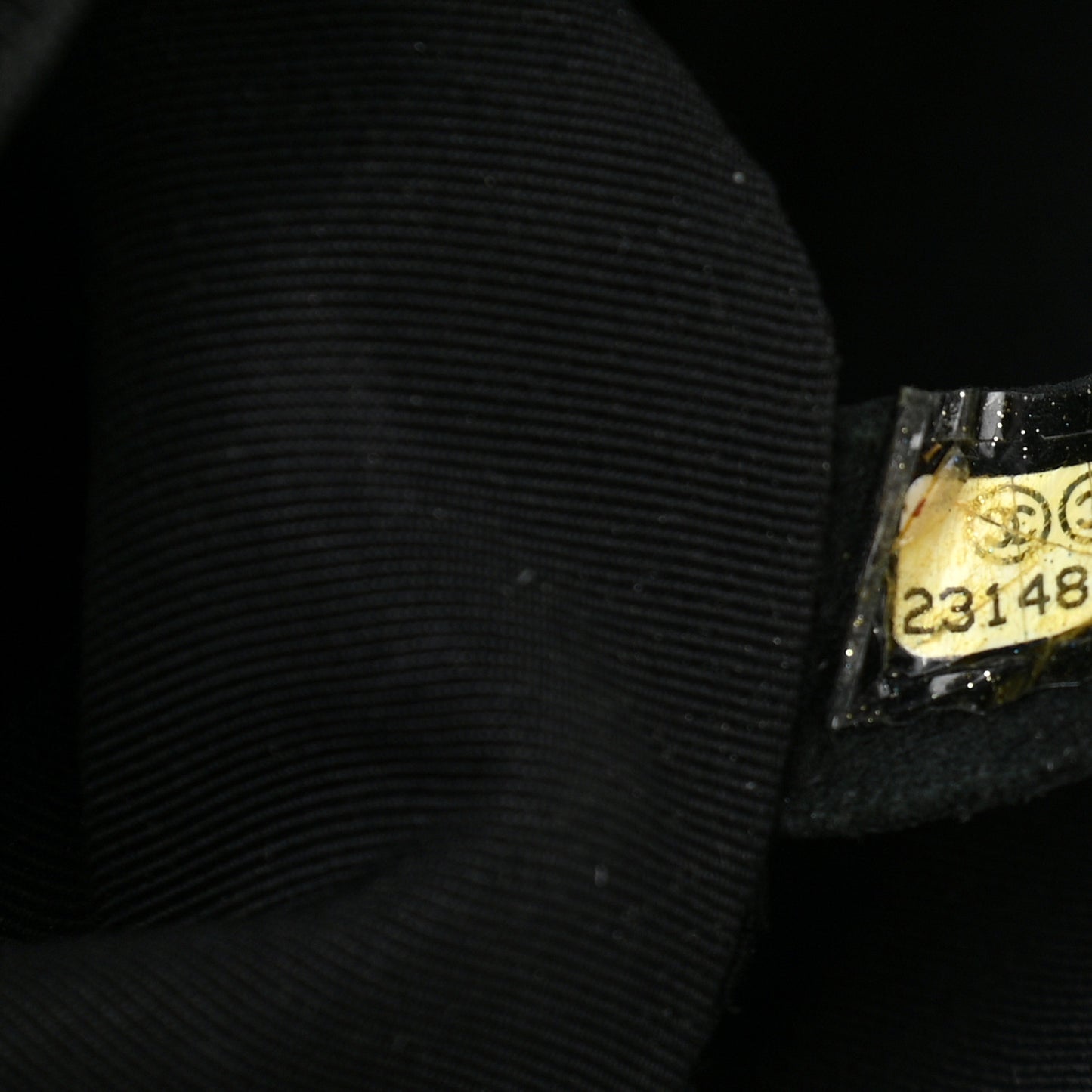 Caviar Quilted New Medium Boy Flap Black