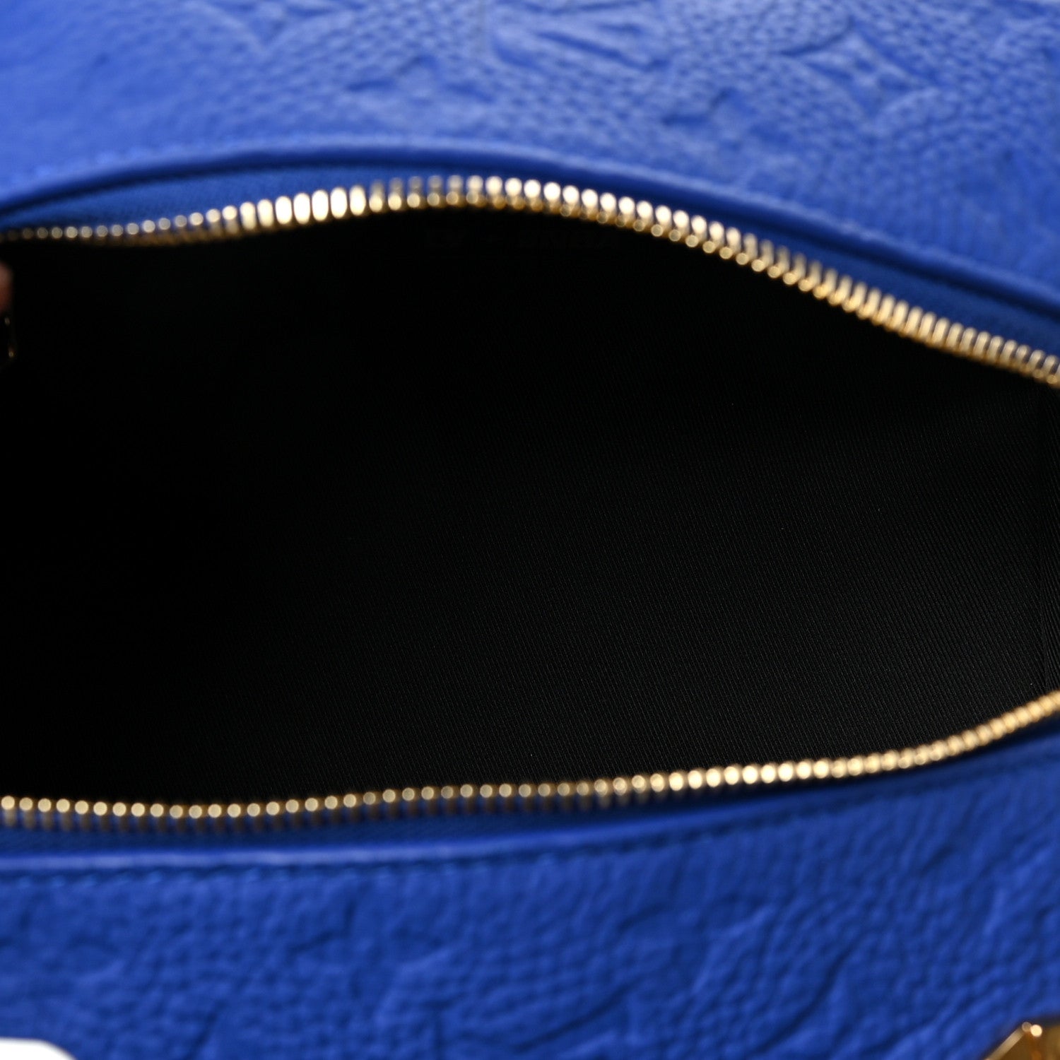 Louis Vuitton X NBA Empreinte Dopp Kit Antarctica 5 of 8