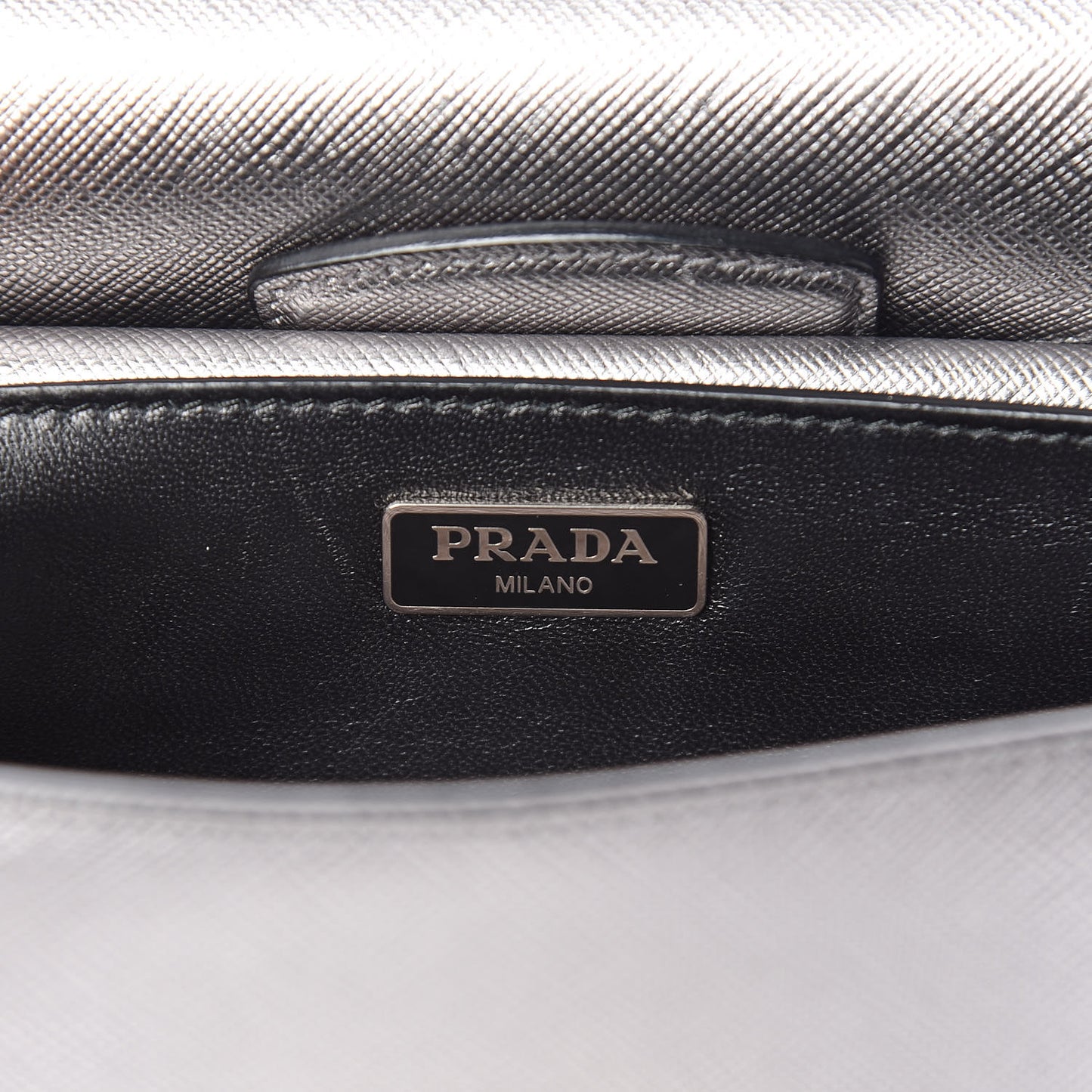 Metallic Saffiano Lux Sound Crossbody Bag Cromo