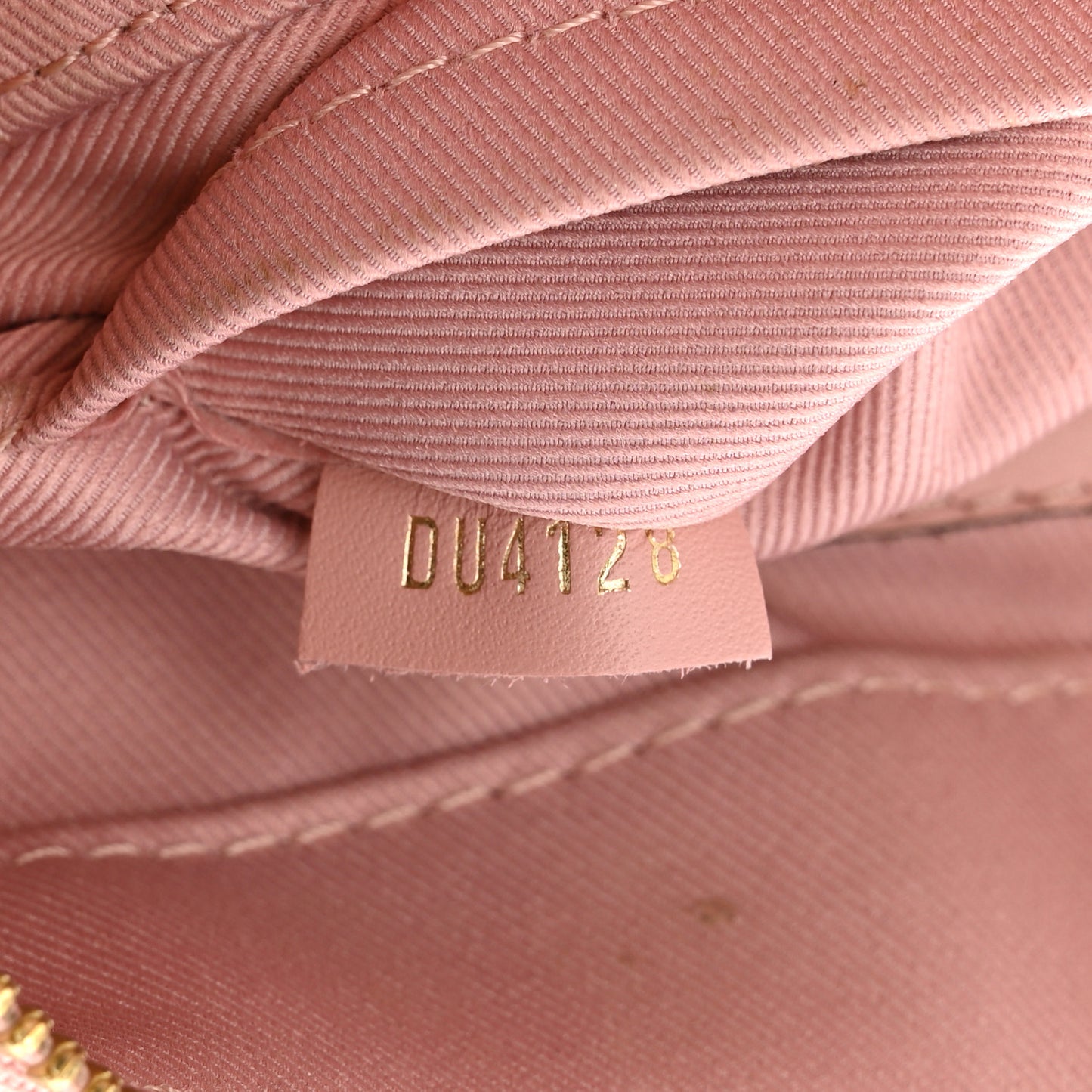 Monogram Saintonge Rose Poudre