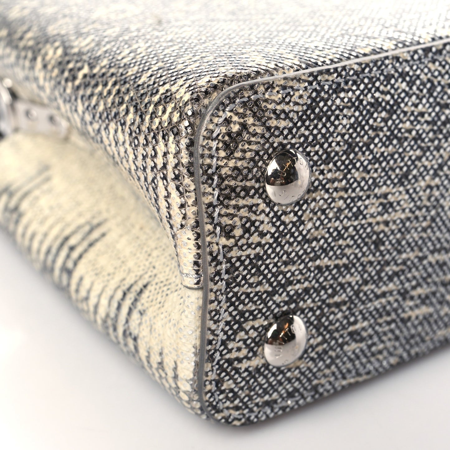 Lizard Mini Capucines Argento