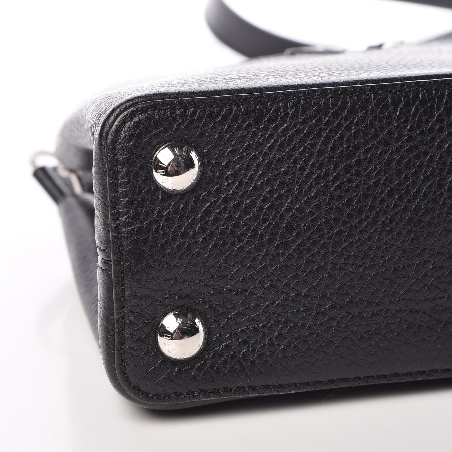 Louis Vuitton Taurillon Capucines BB Black 9 of 10