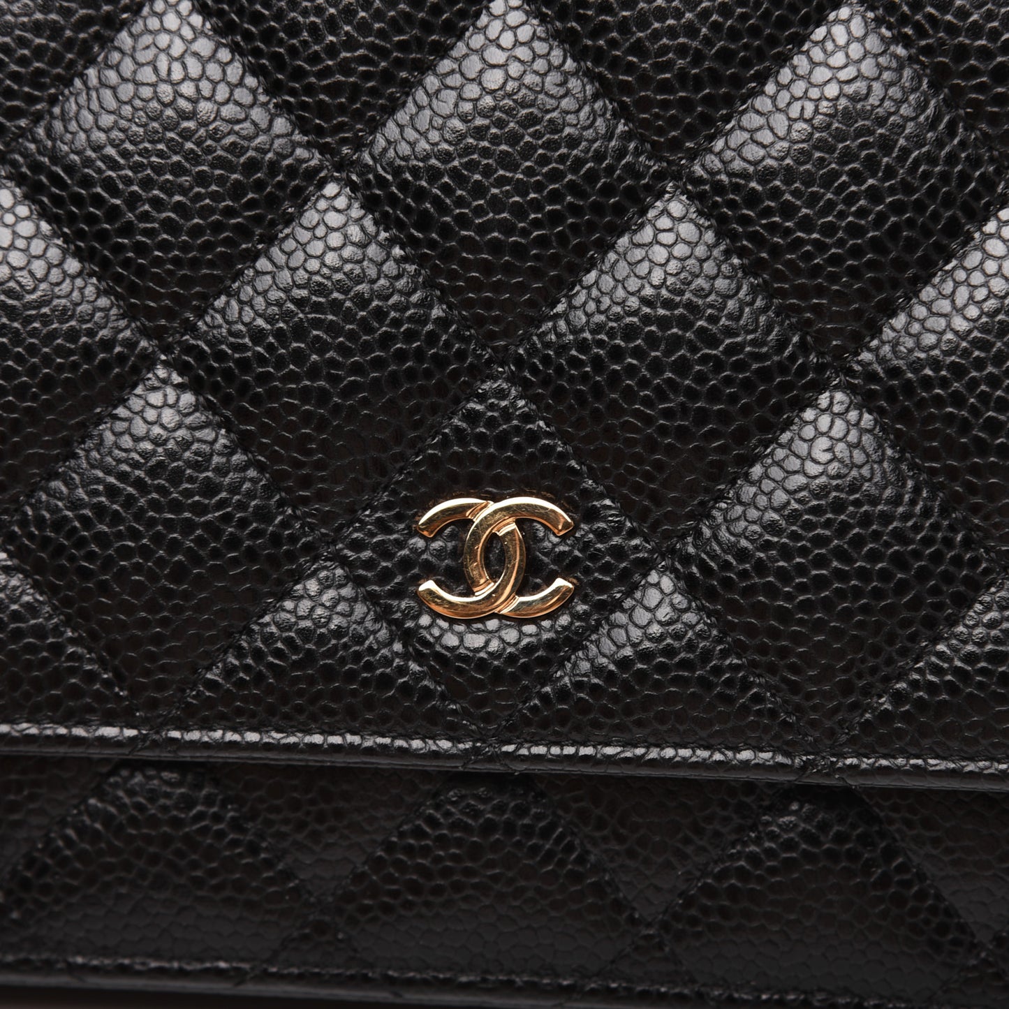 Caviar Quilted Wallet On Chain WOC Black