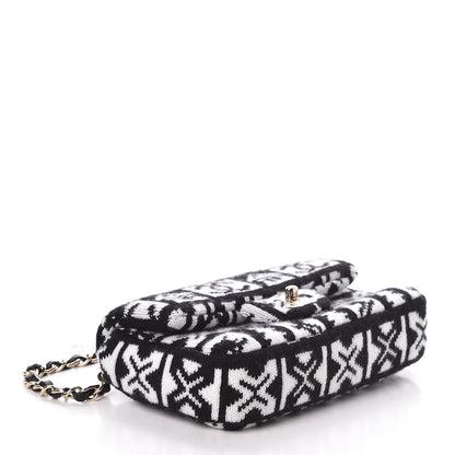 Chanel Cashmere Knit Coco Neige Flap Black White 4 of 10