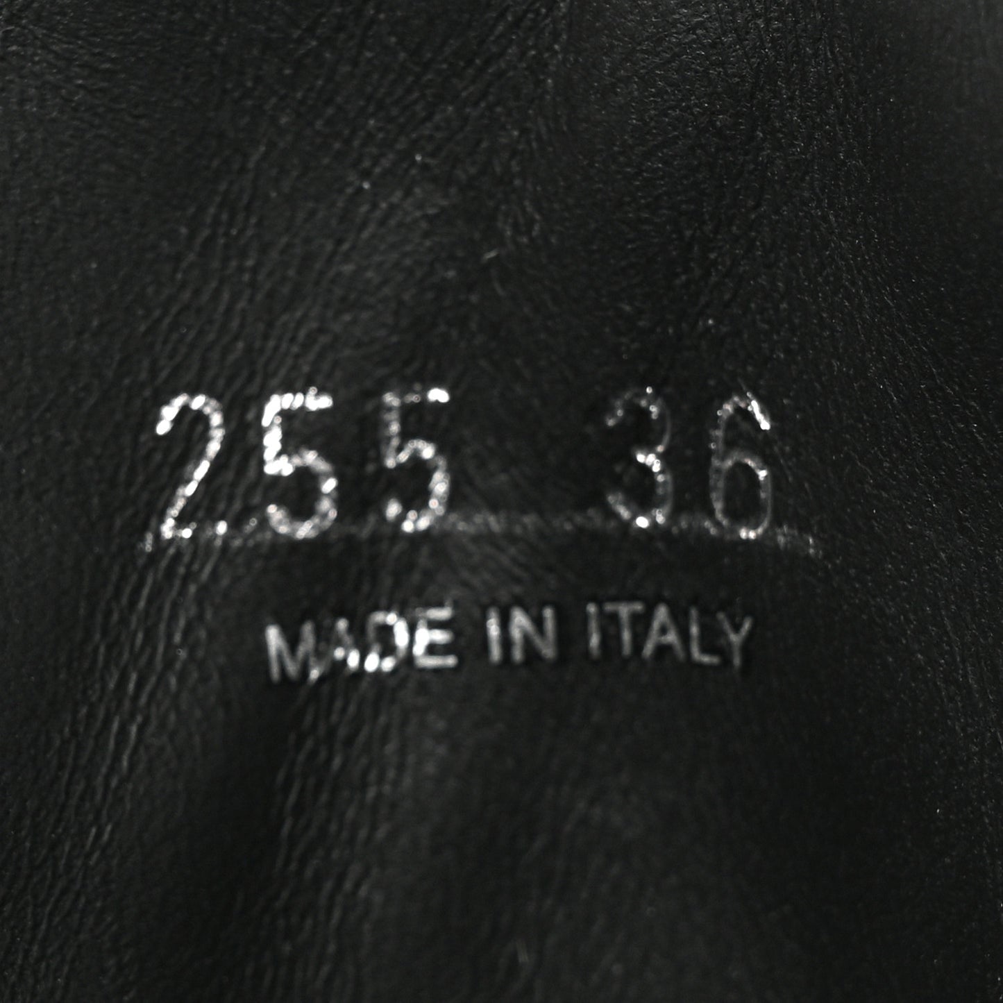 Spazzolato Rois Nylon Metal Triangle Logo Monolith Pouch Pocket 55mm Boots 36 Black