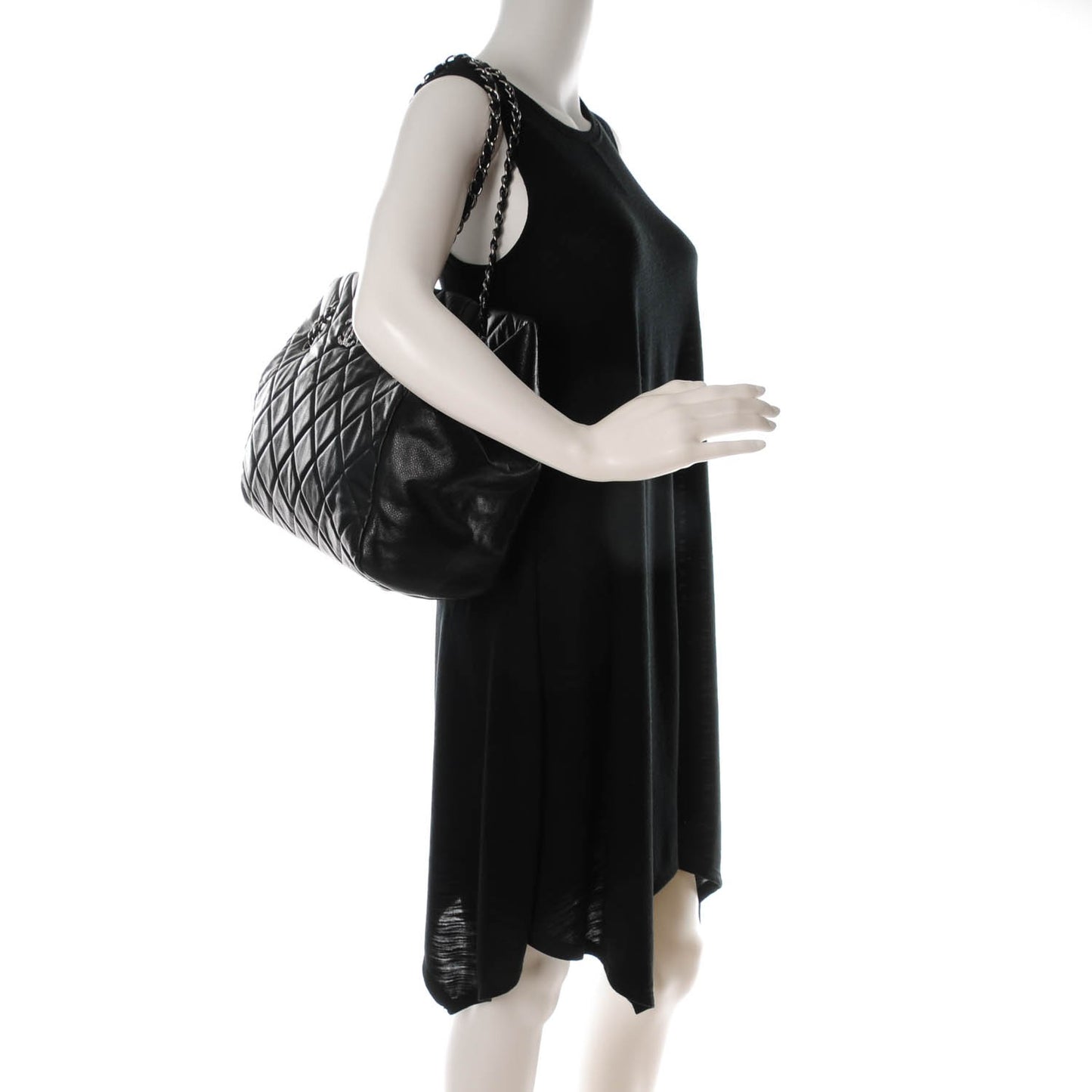 Soft Caviar Quilted Large Cells Tote Black