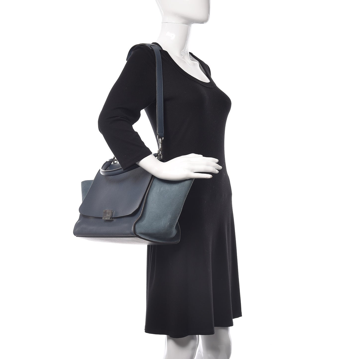 Drummed Calfskin Suede Medium Trapeze Orage