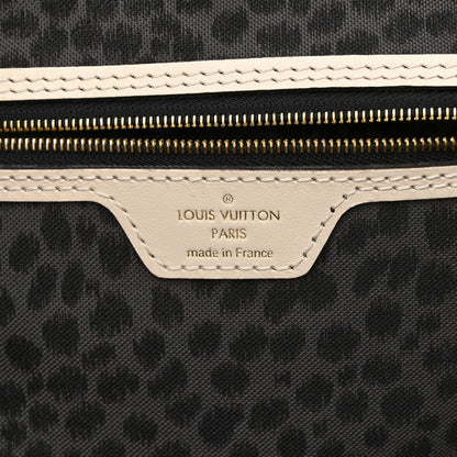 Louis Vuitton Monogram Giant Wild at Heart Neverfull MM Creme 6 of 10