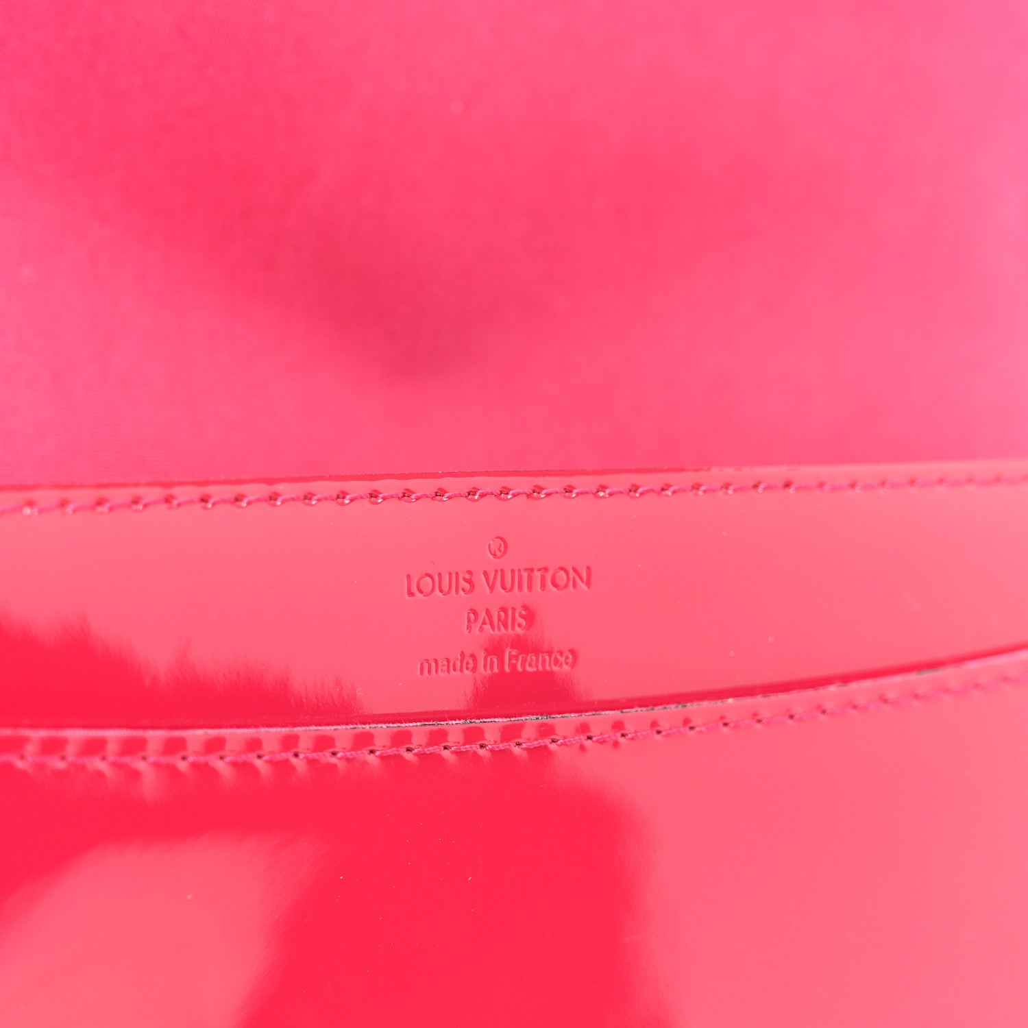 Louis Vuitton Patent Louise Clutch Rose Indien 6 of 8
