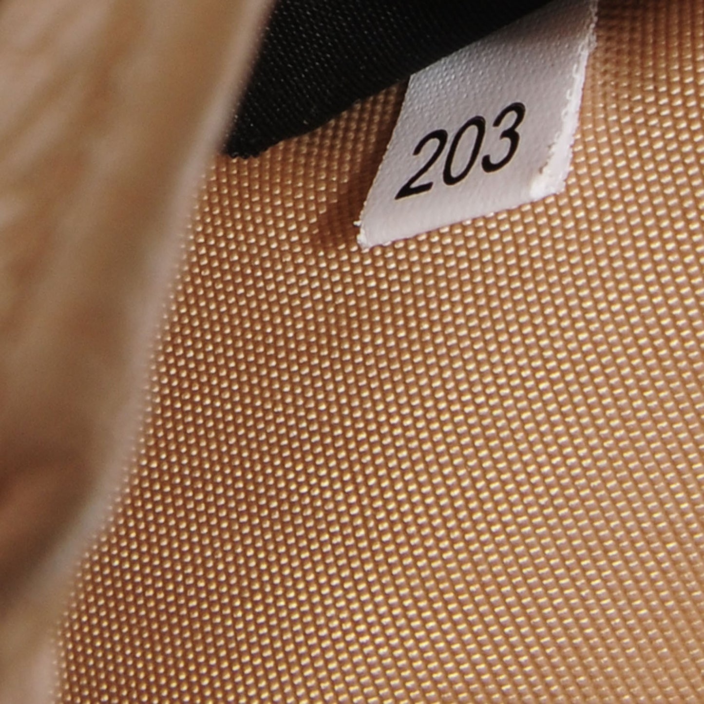 Vitello Daino Compact Wallet Sabbia