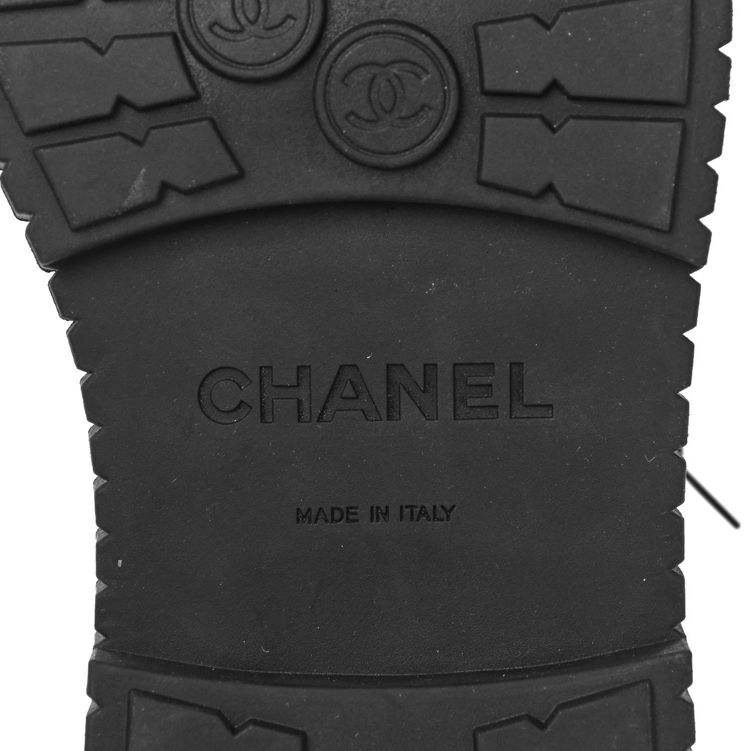Chanel Calfskin Grosgrain Quilted Lace Up Boots 40 Black Grey 6 of 8