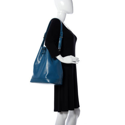 Louis Vuitton Epi Noe Toledo 2 of 9